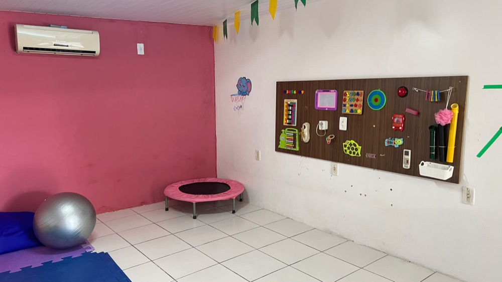 Sala de atendimento do Espaço Terapêutico Kids MAE