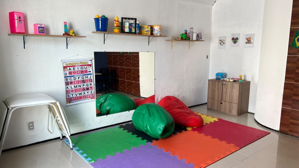 Sala de atendimento do Espaço Terapêutico Kids MAE